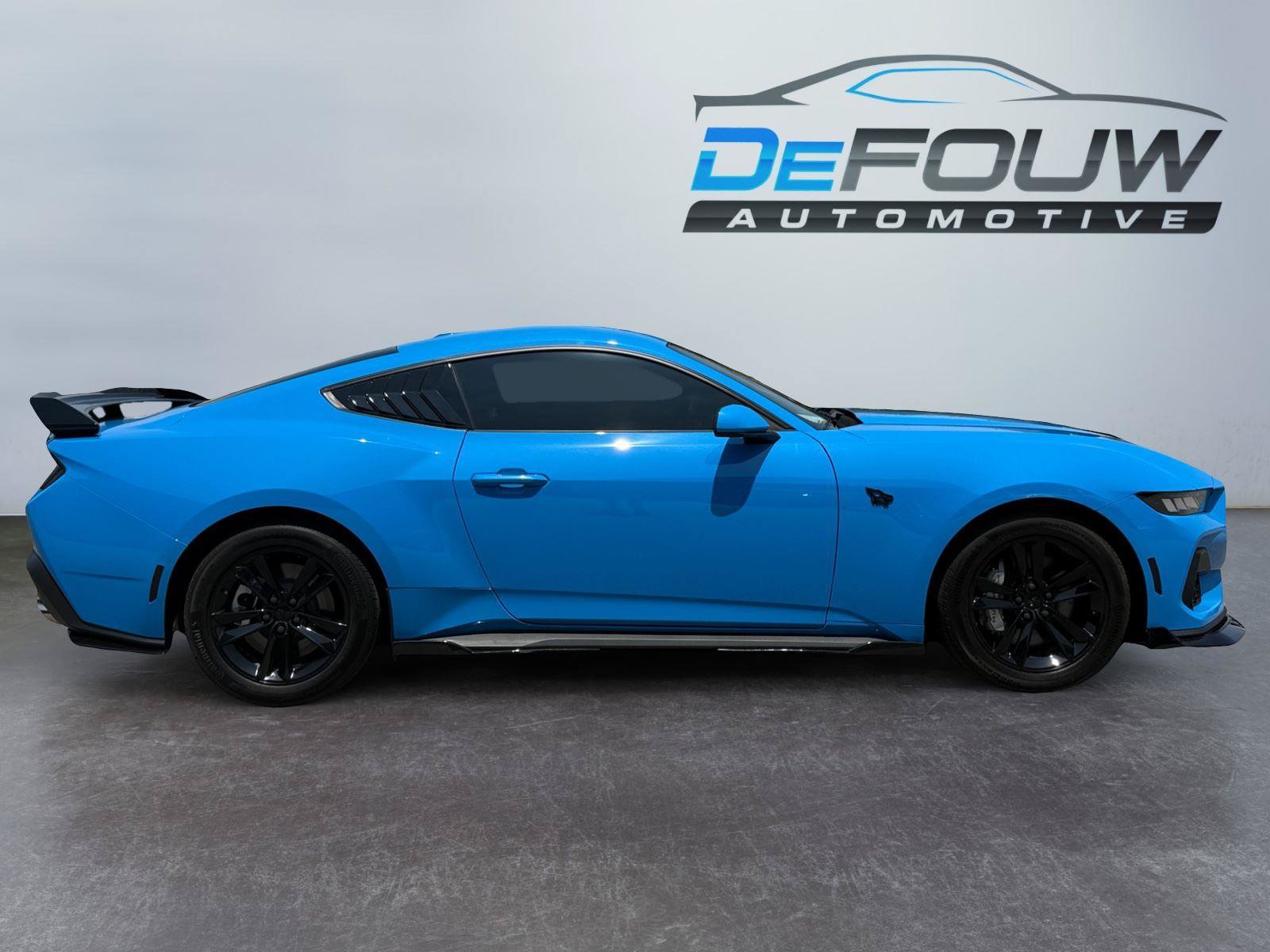 Used 2025 Ford Mustang GT RWD image 2