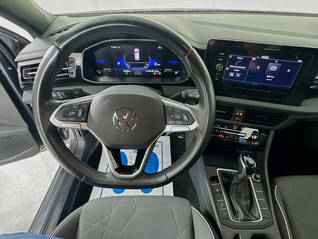 Used 2025 Volkswagen Jetta Sport FWD image 12