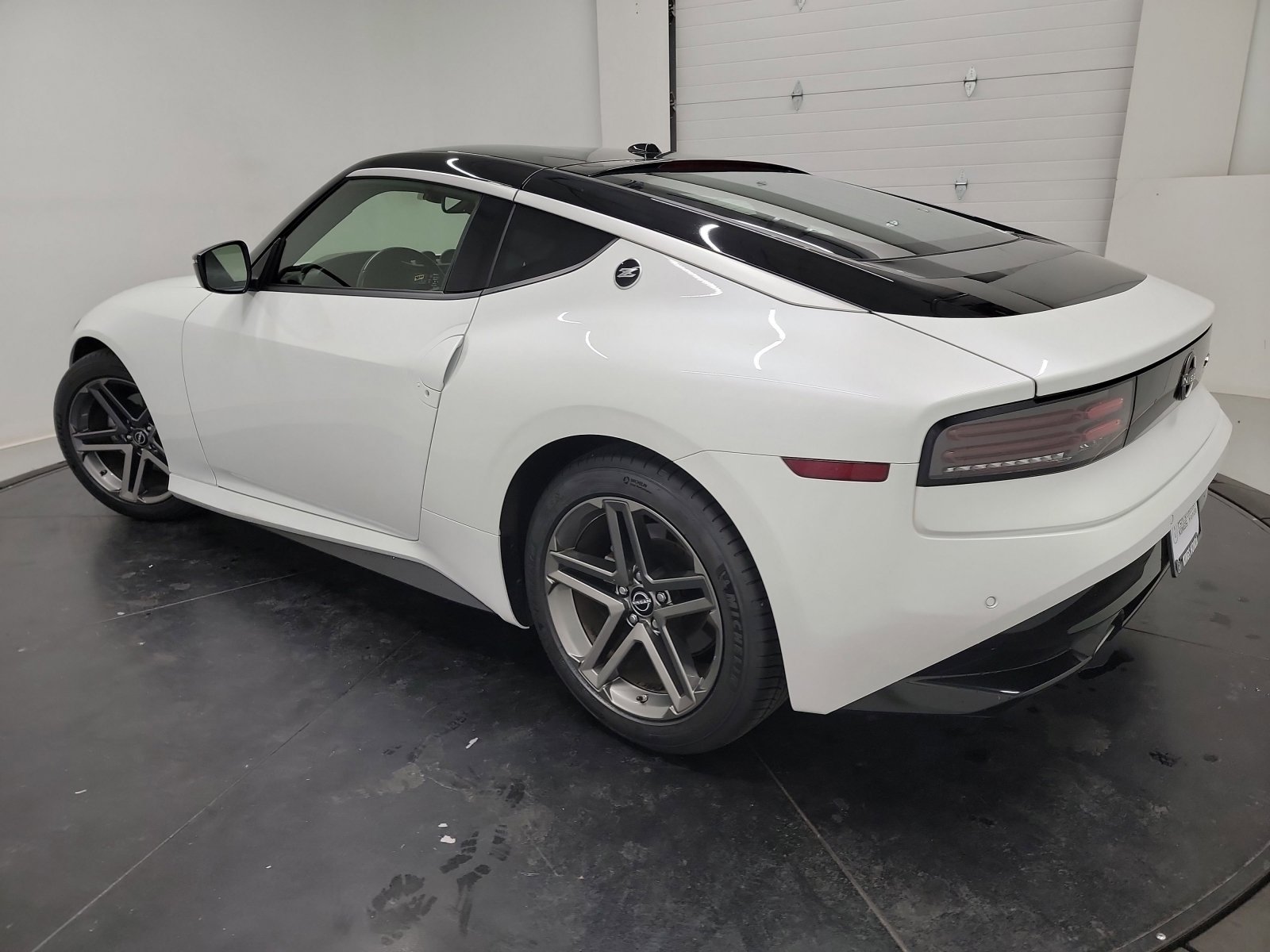 Used 2024 Nissan Z Sport w/ Floor Mat Package RWD image 11
