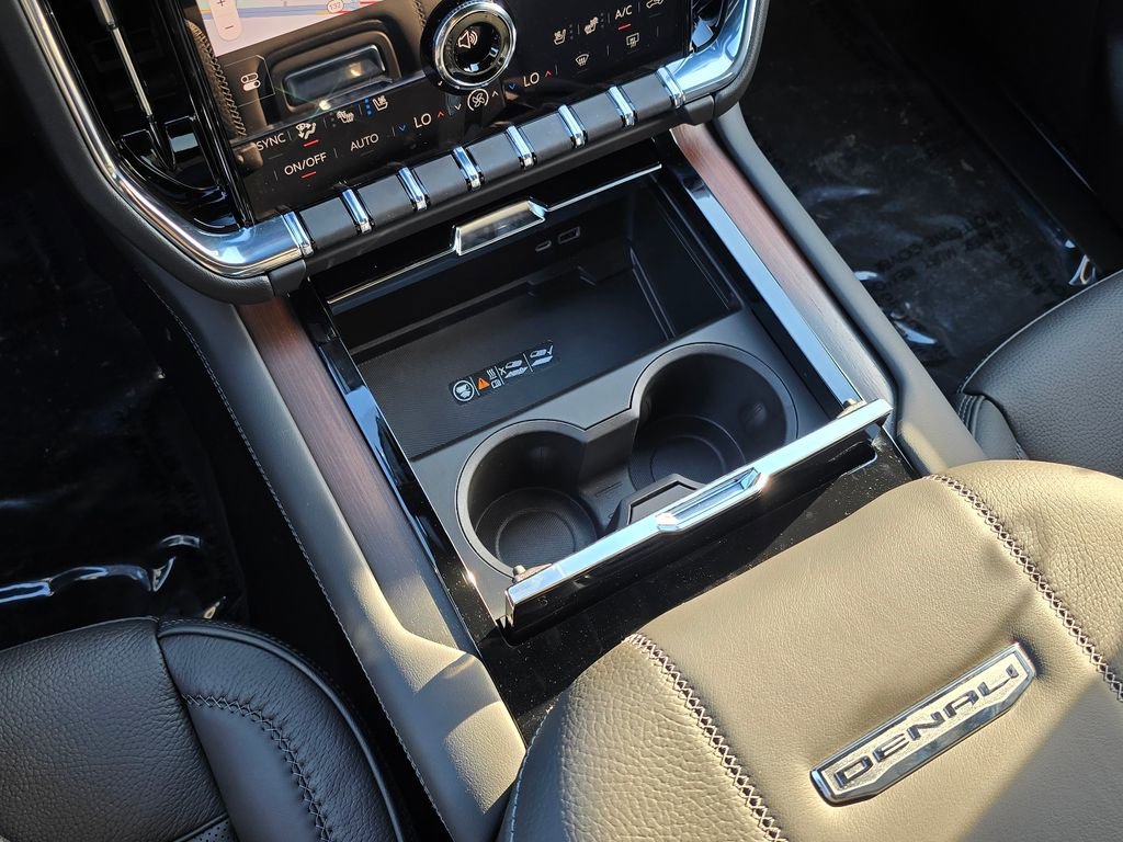 New 2026 GMC Yukon Denali w/ Denali Reserve Package image 24