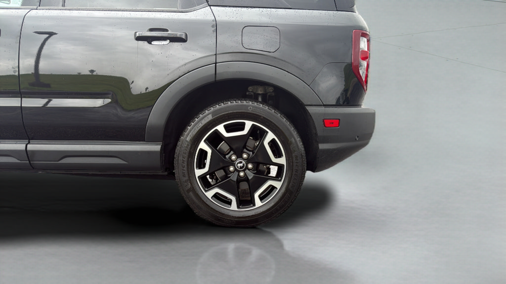 Used 2023 Ford Bronco Sport Outer Banks AWD/4WD image 31