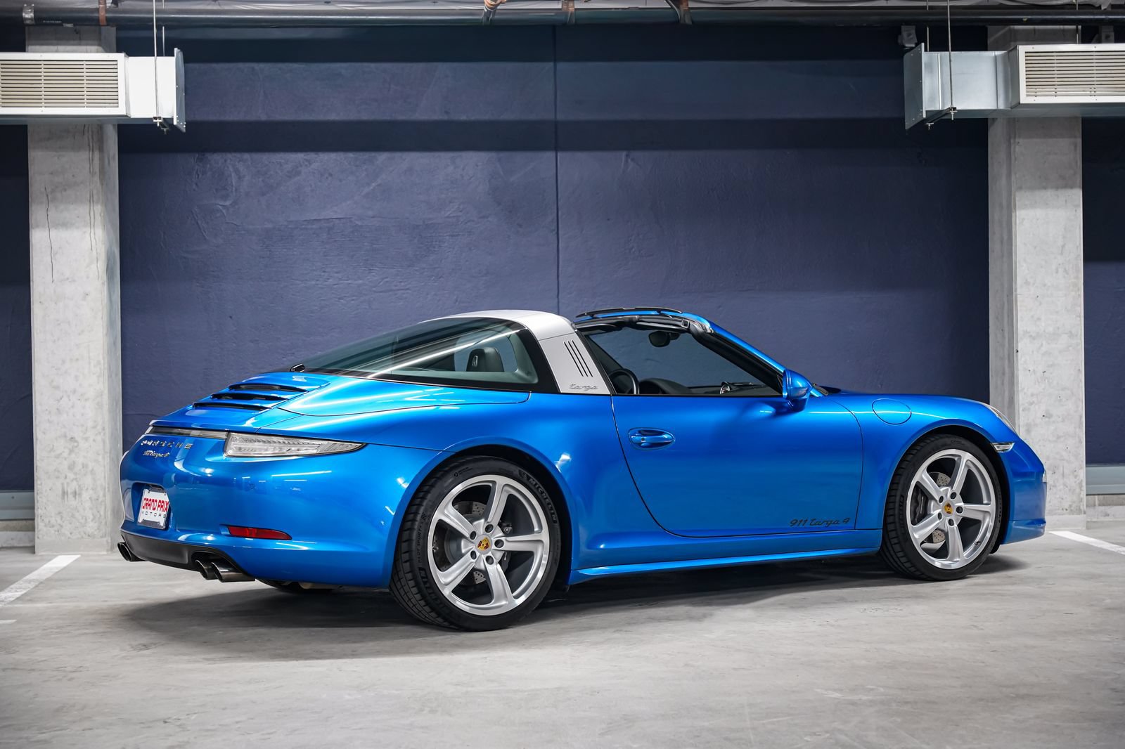 Used 2015 Porsche 911 Targa 4 AWD/4WD image 3