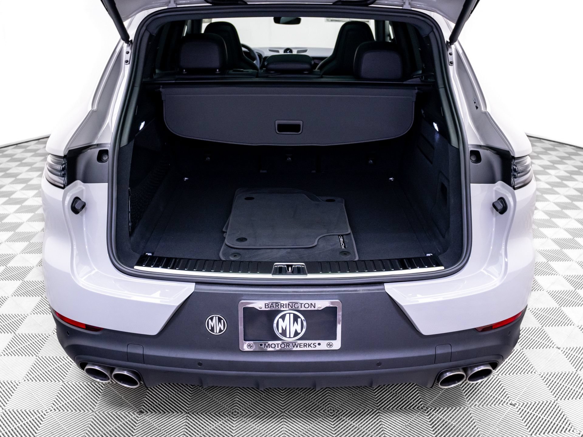 New 2026 Porsche Cayenne S AWD/4WD image 30