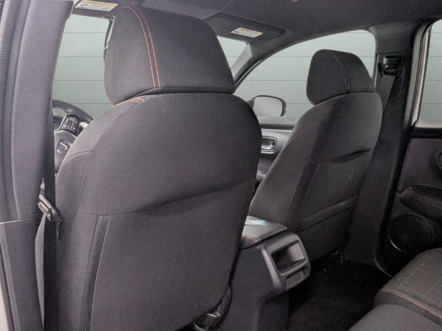 Certified 2025 Honda HR-V Sport image 31