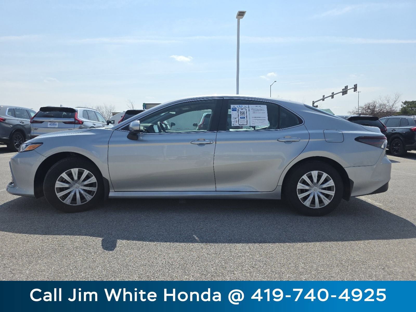 Used 2024 Toyota Camry LE FWD image 15