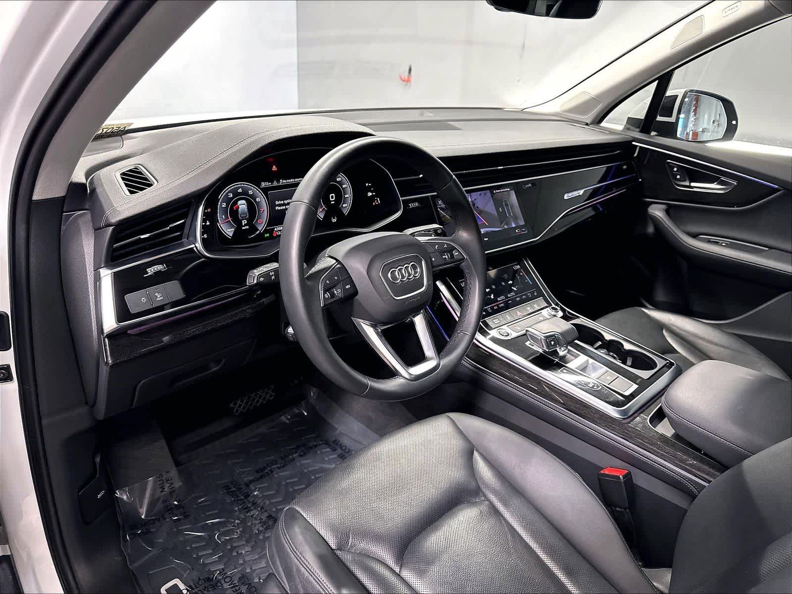 Used 2023 Audi Q7 3.0T Premium Plus w/ Premium Plus Package AWD/4WD image 15