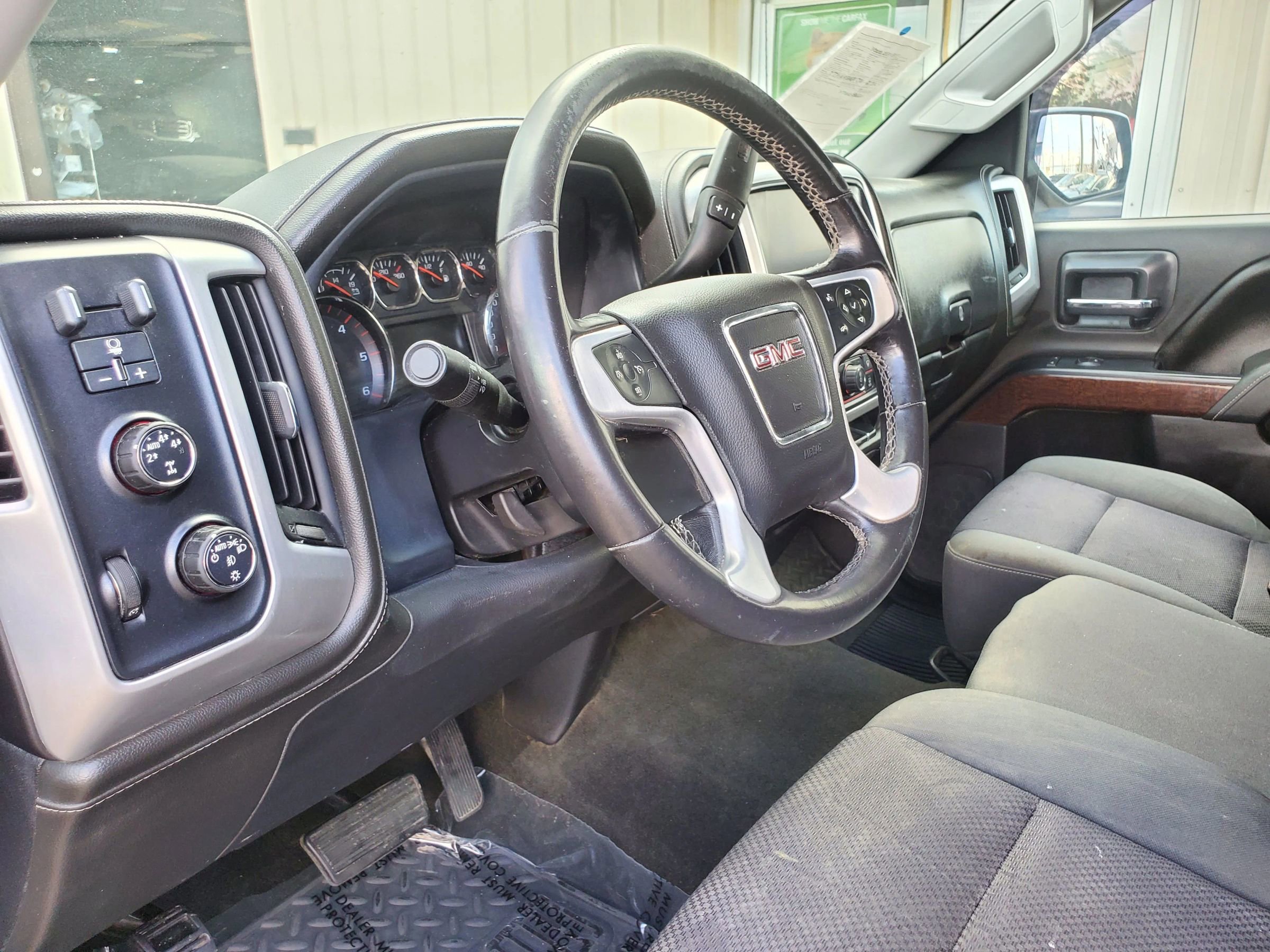 Used 2016 GMC Sierra 1500 SLE w/ SLE Value Package AWD/4WD image 16