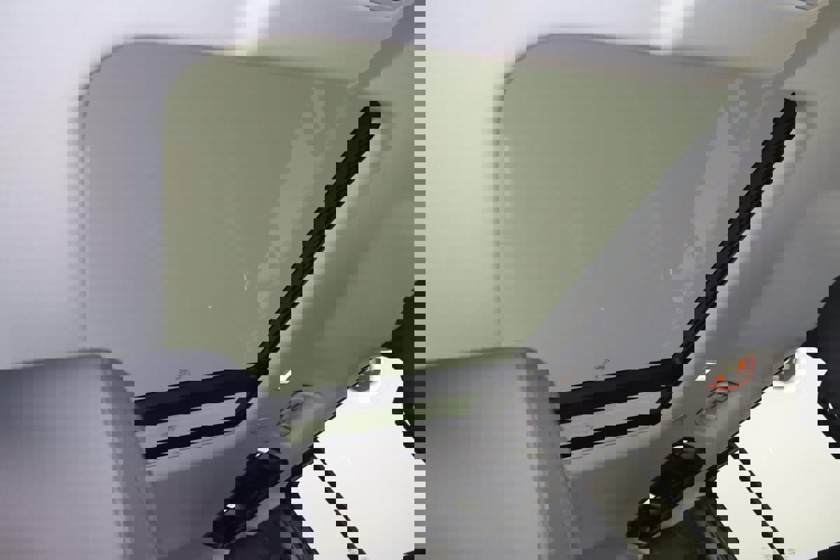 Used 2023 Land Rover Defender 110 S image 11