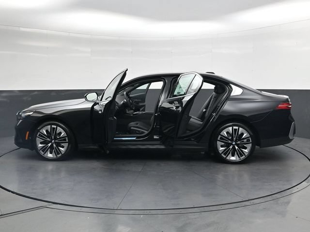 New 2027 BMW 530i xDrive w/ Premium Package AWD/4WD image 44
