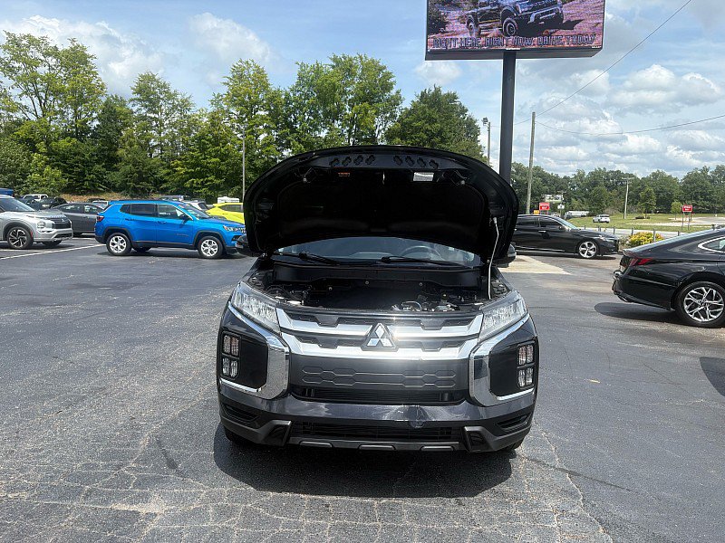 Used 2024 Mitsubishi Outlander Sport SE AWD/4WD image 4