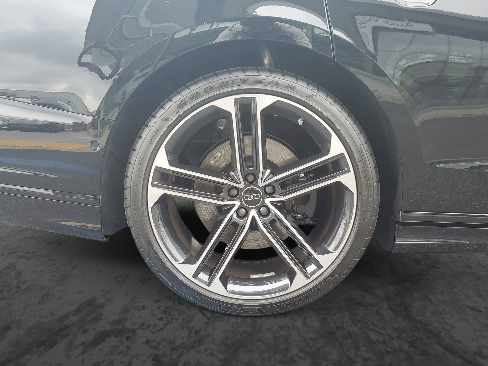 New 2026 Audi A8 L 3.0T AWD/4WD image 5