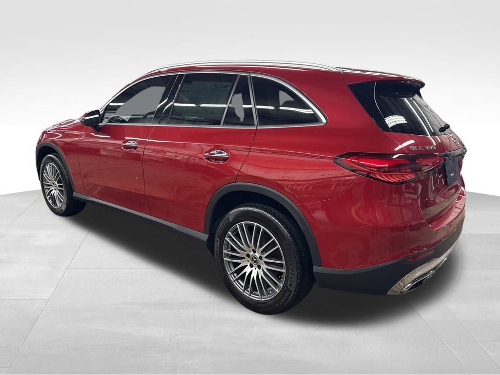 Certified 2024 Mercedes-Benz GLC 300 4MATIC image 3