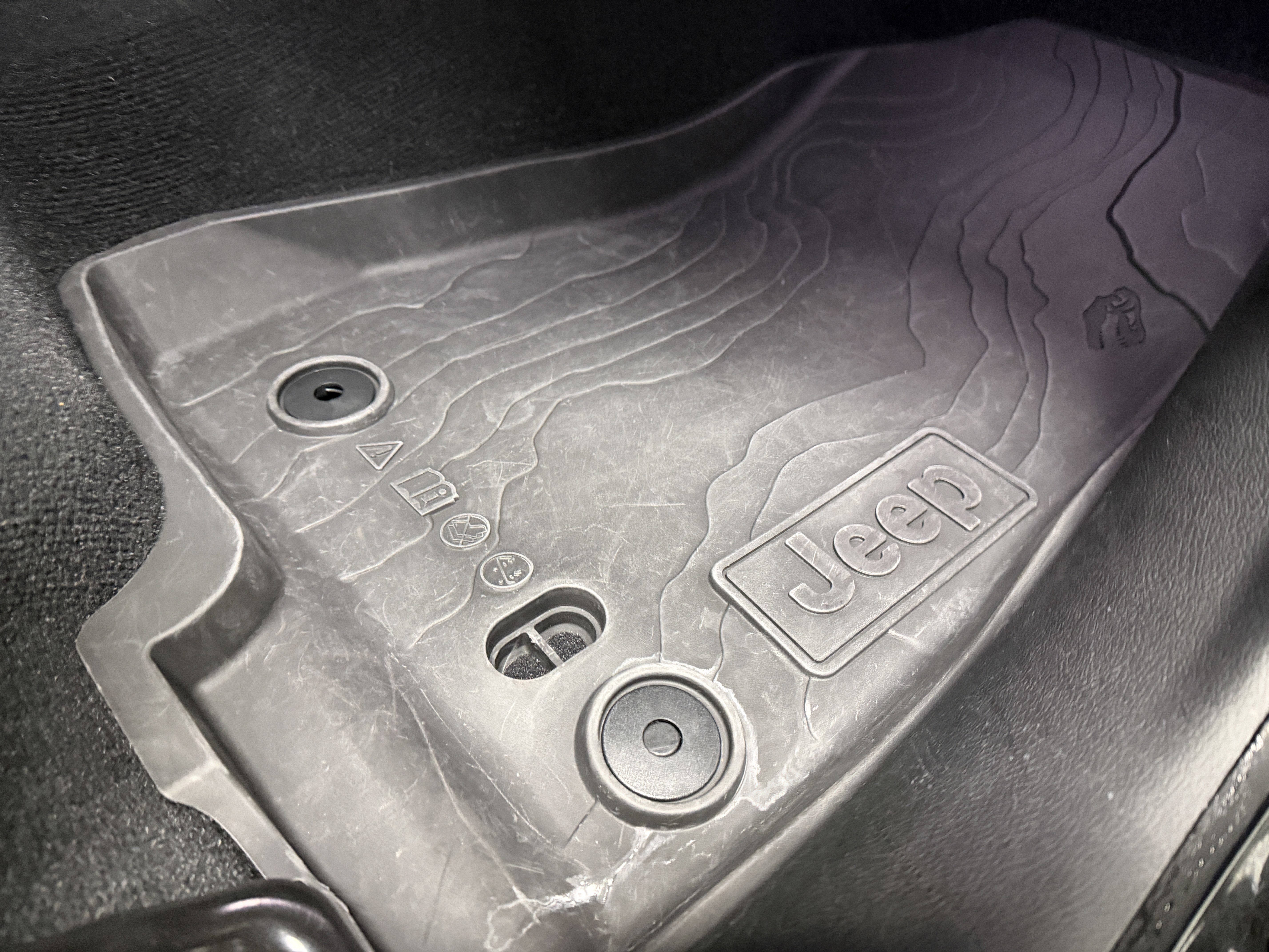 Used 2024 Jeep Wrangler Willys image 23