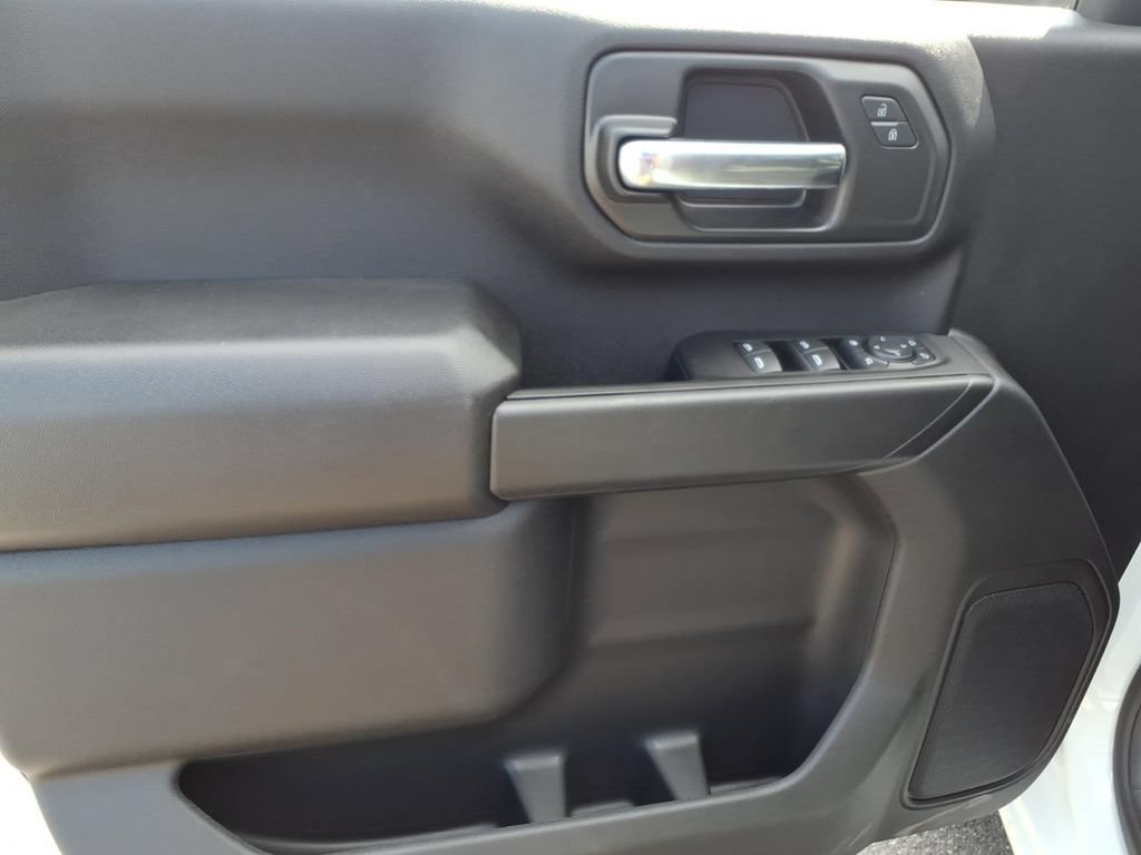 New 2026 Chevrolet Silverado 2500 Custom w/ Custom Value Package AWD/4WD image 16