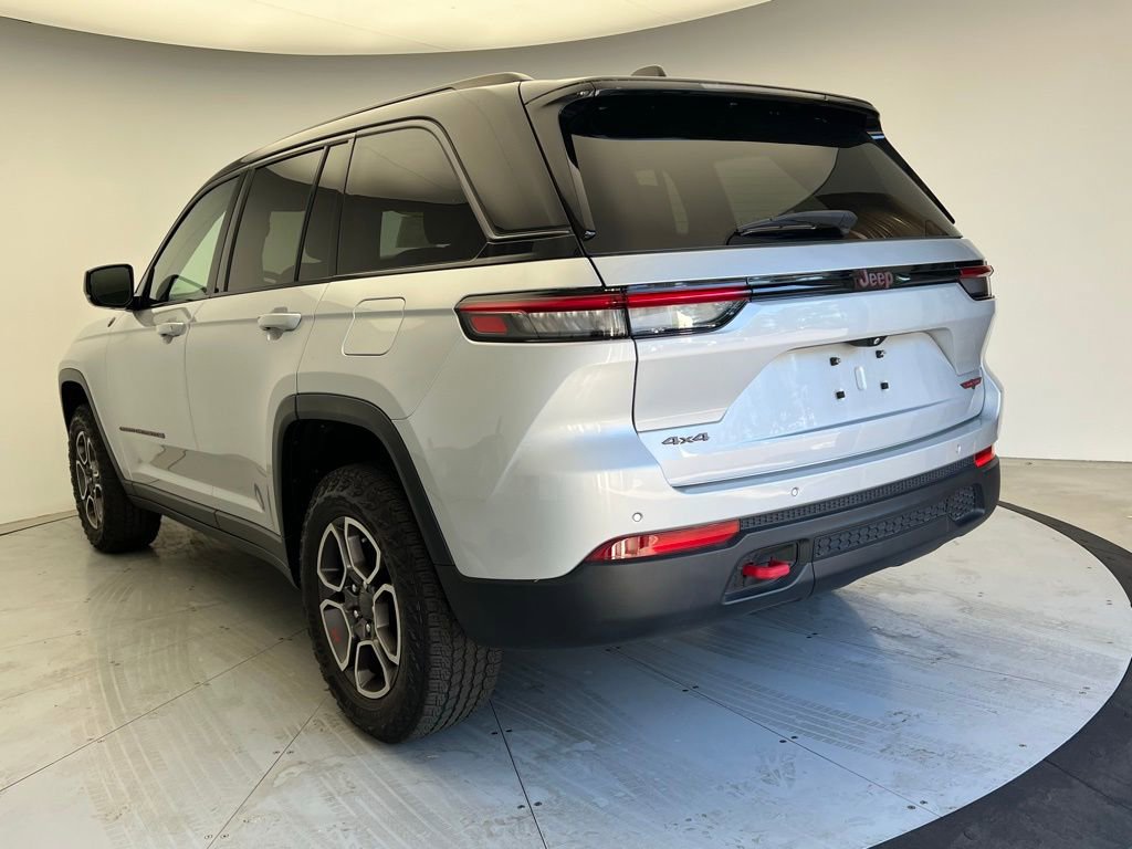Used 2022 Jeep Grand Cherokee Trailhawk AWD/4WD image 4
