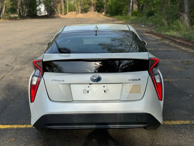 Used 2016 Toyota Prius Two FWD image 5