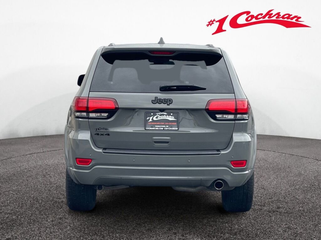 Used 2020 Jeep Grand Cherokee Altitude AWD/4WD image 26