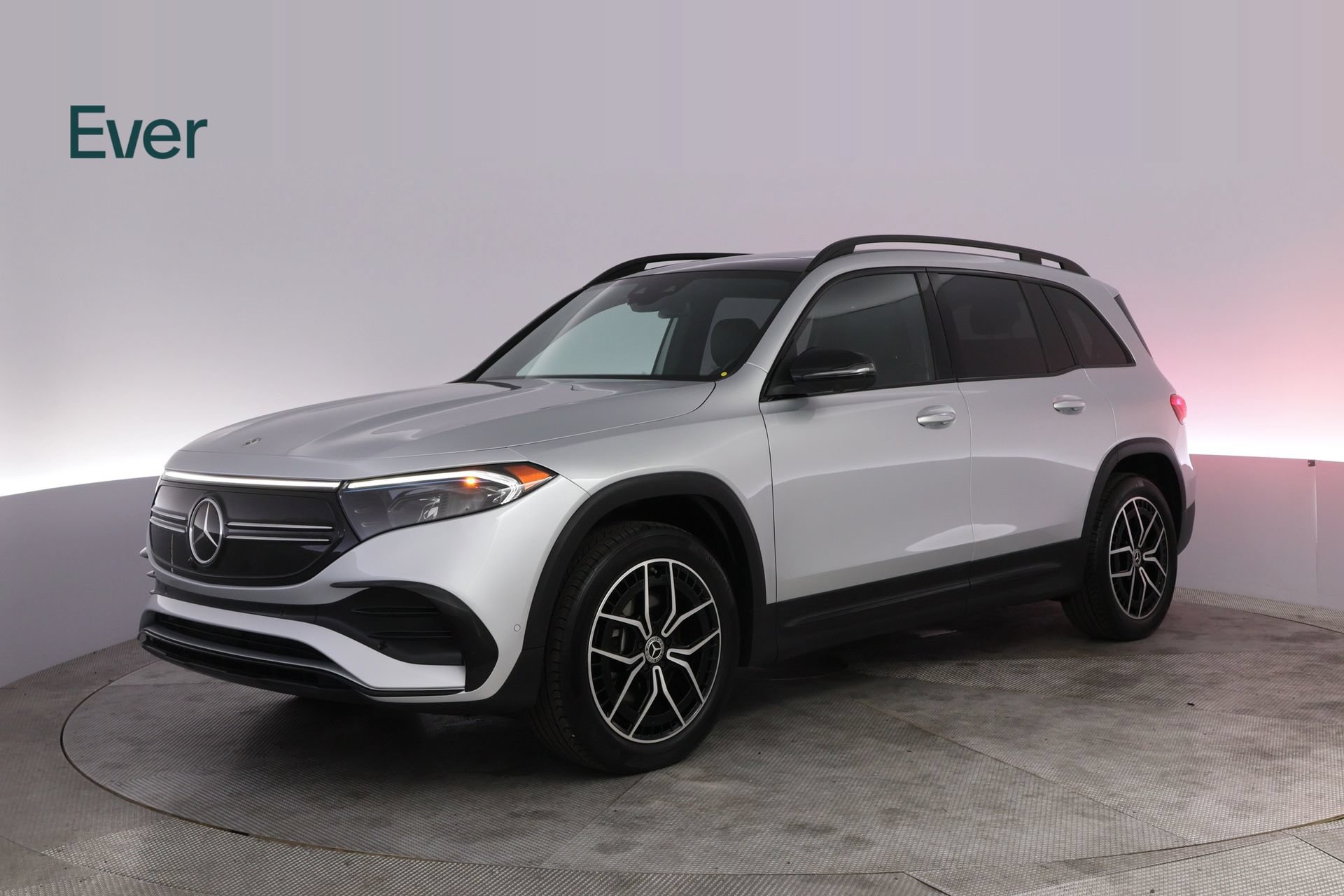 Used 2023 Mercedes-Benz EQB 350 4MATIC SUV image 2