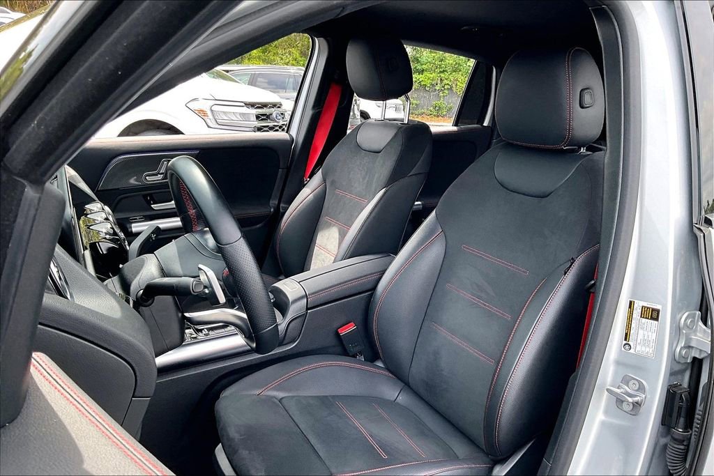 Used 2023 Mercedes-Benz GLA 35 AMG 4MATIC image 19
