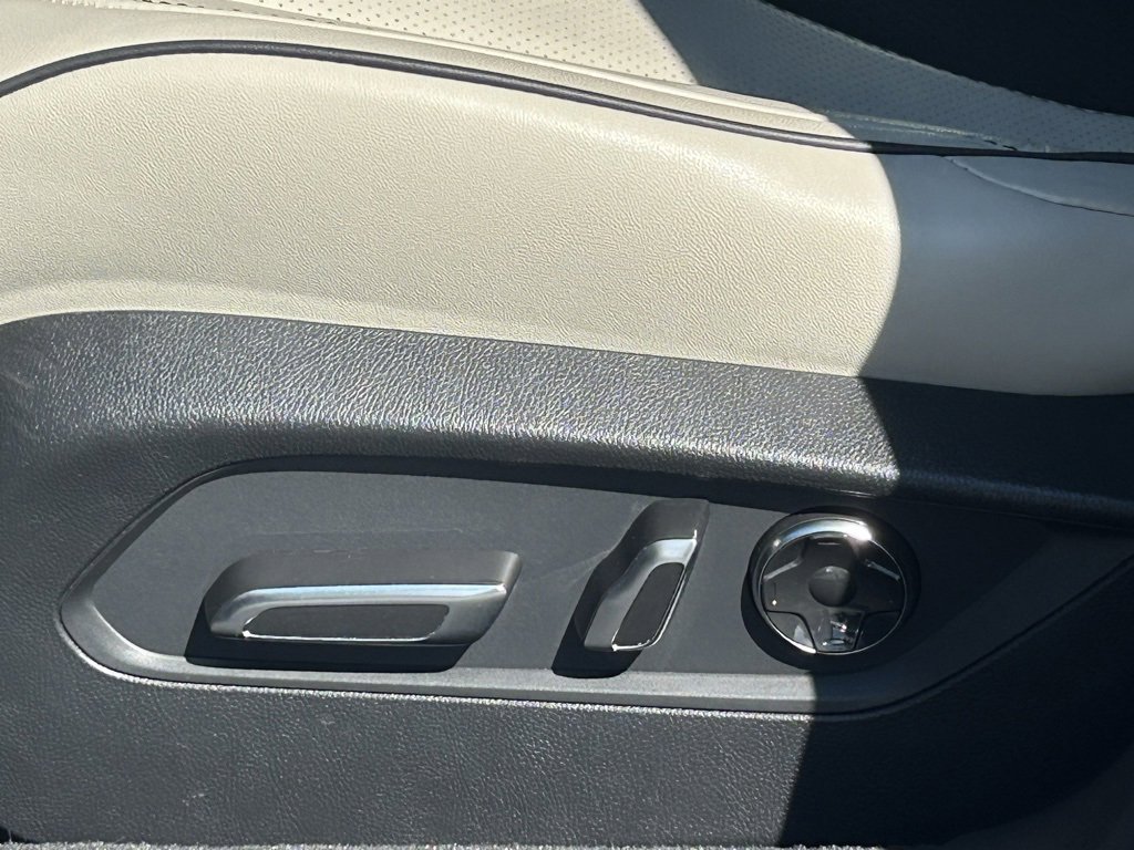 Certified 2025 Acura TLX SH-AWD w/ A-SPEC Pkg image 11