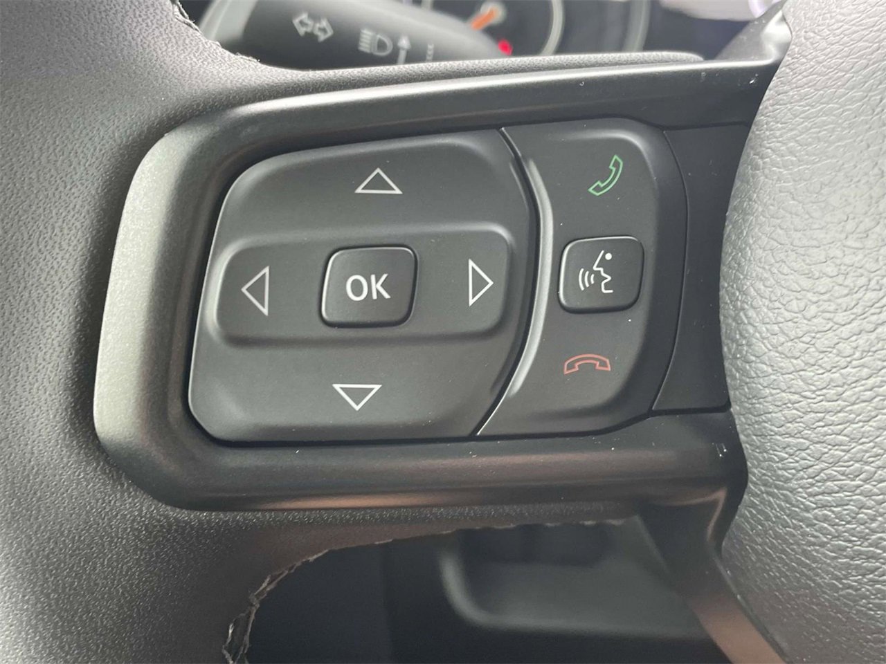 New 2025 Jeep Gladiator Sport image 12