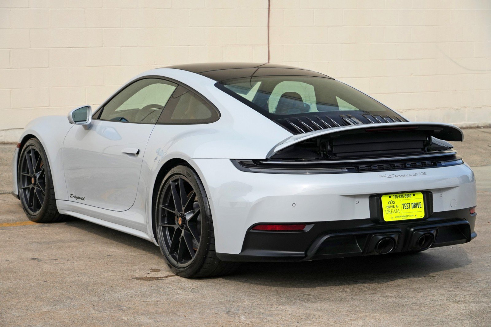 Used 2025 Porsche 911 Carrera GTS RWD image 50