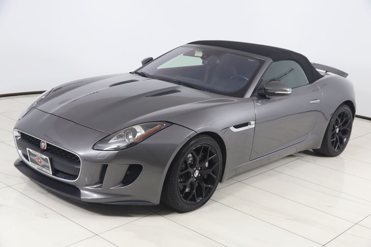 Used 2017 Jaguar F-TYPE Convertible RWD image 22