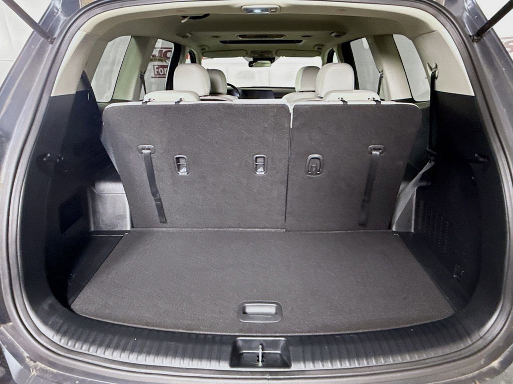 Used 2023 Kia Telluride S w/ S Sunroof Package image 32