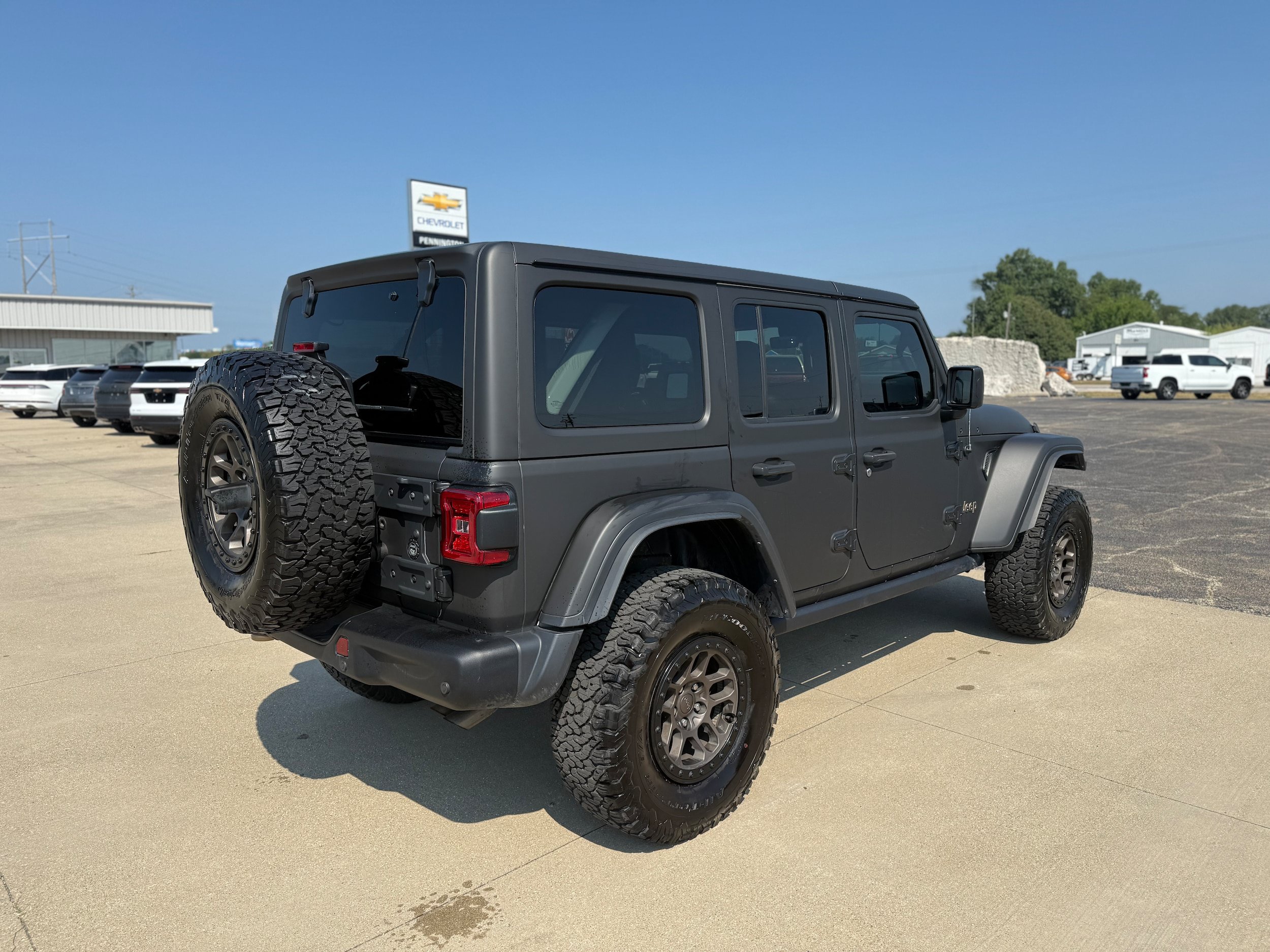 Used 2021 Jeep Wrangler Unlimited Rubicon w/ Xtreme Recon 35" Tire Package AWD/4WD image 5