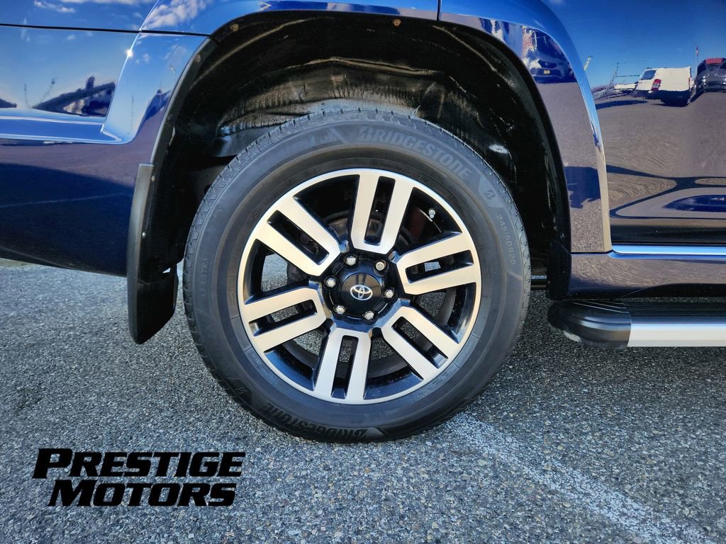 Used 2018 Toyota 4Runner Limited AWD/4WD image 28