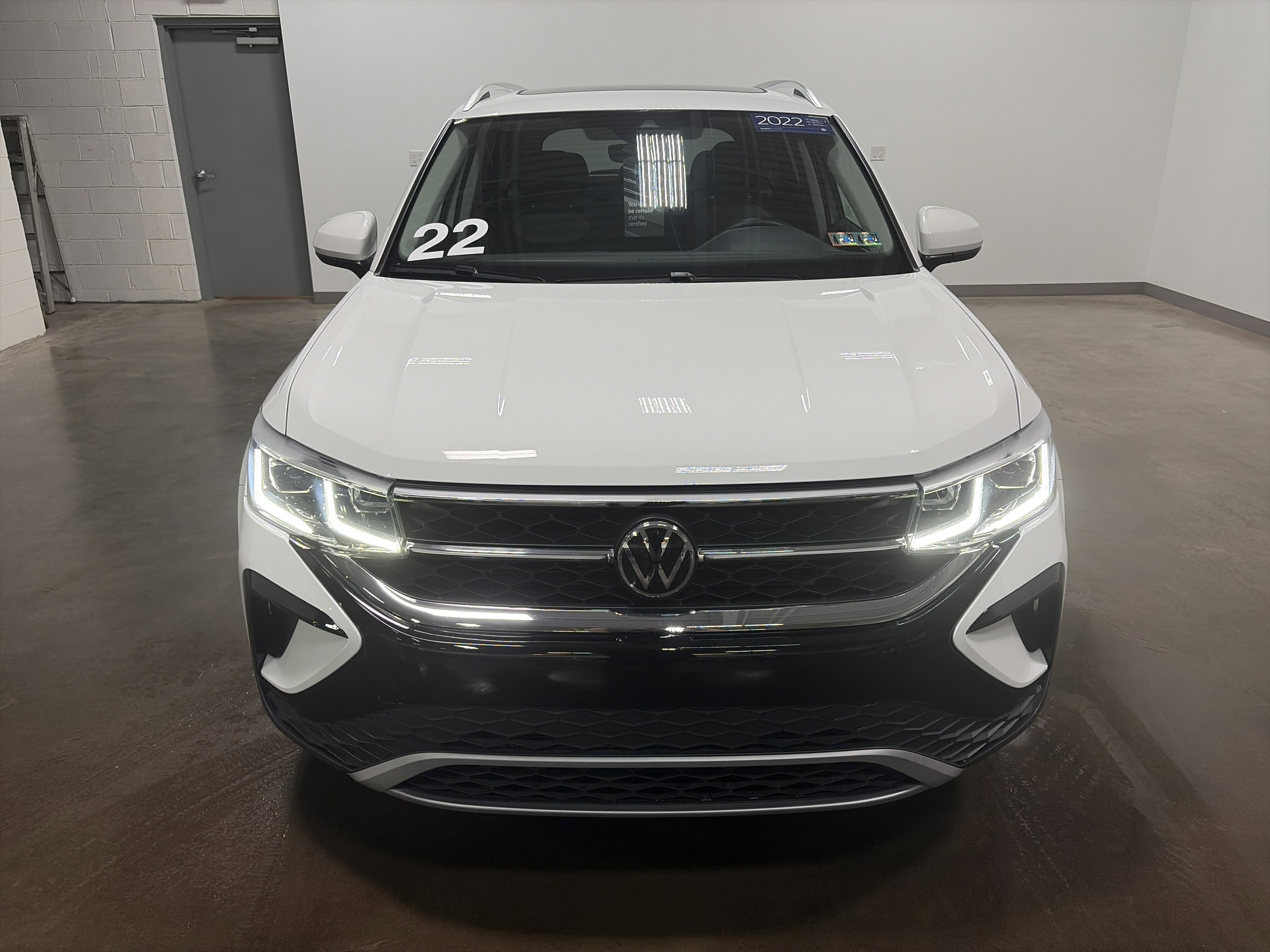 Certified 2022 Volkswagen Taos SEL AWD/4WD image 37