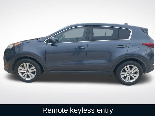 Used 2018 Kia Sportage LX image 3