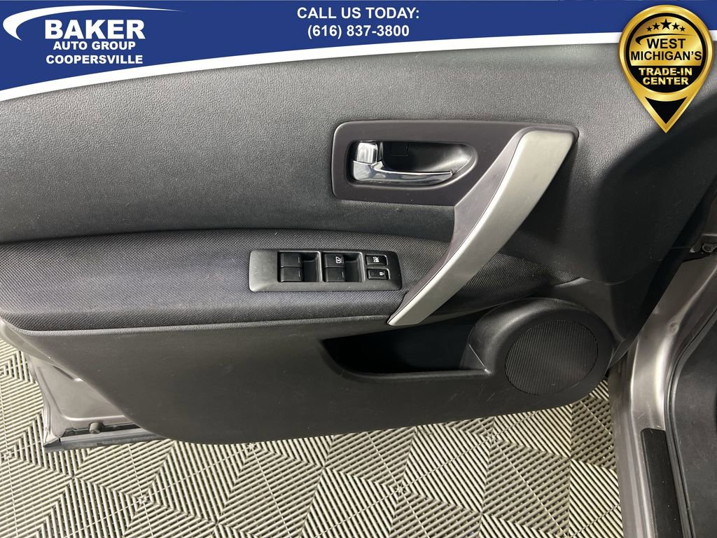 Used 2010 Nissan Rogue S w/ 360 Degree Value Pkg image 17