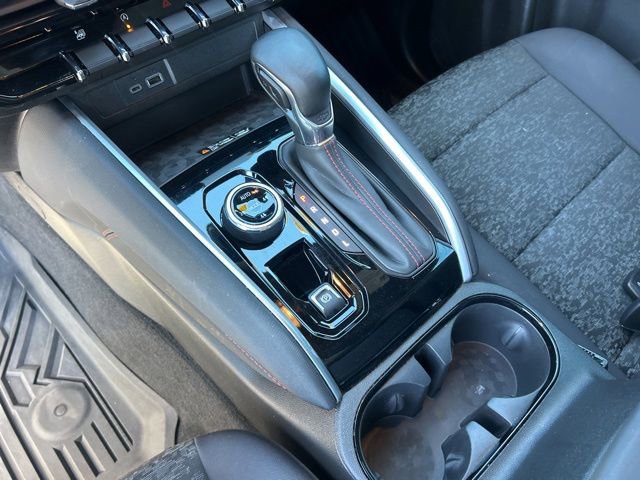 Used 2023 Chevrolet Colorado Z71 w/ Z71 Convenience Package 2 AWD/4WD image 22