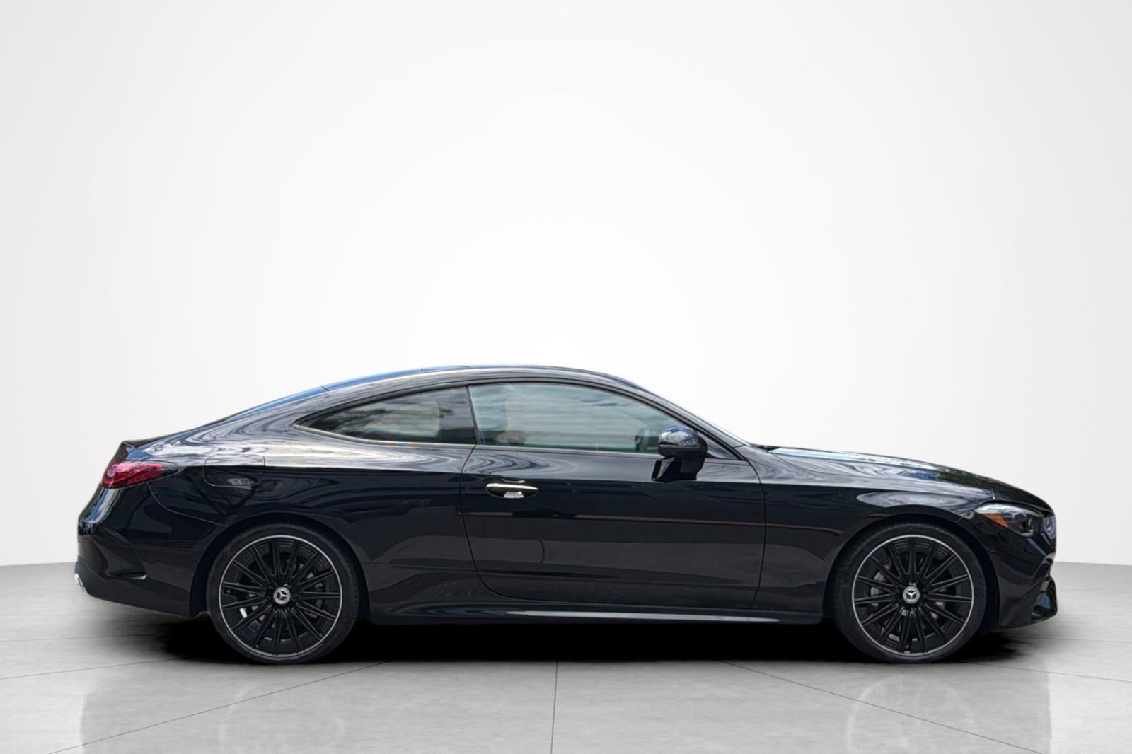New 2026 Mercedes-Benz CLE 450 4MATIC Coupe image 6