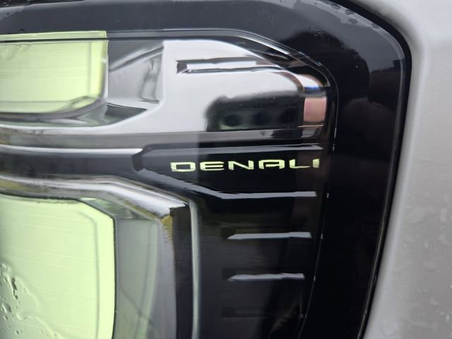 Used 2025 GMC Yukon Denali w/ Sun & Power Step Package AWD/4WD image 45