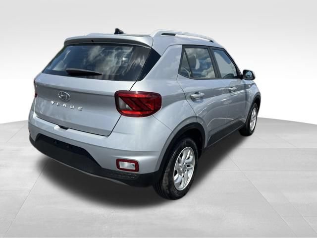 Used 2020 Hyundai Venue SEL w/ Convenience Package FWD image 7
