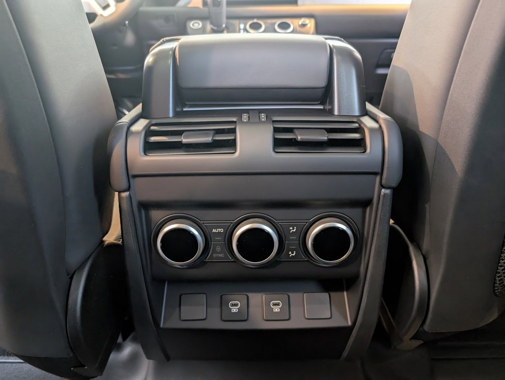 New 2025 Land Rover Defender 110 S image 27