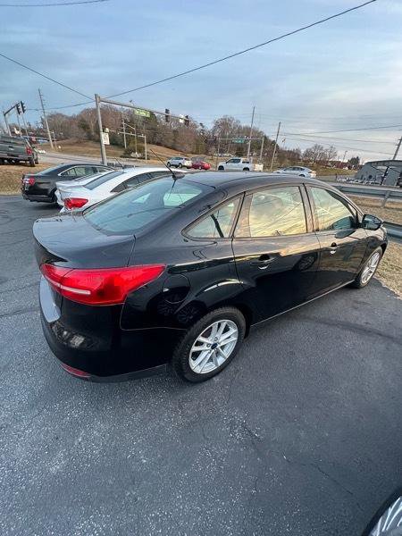 Used 2017 Ford Focus SE image 6