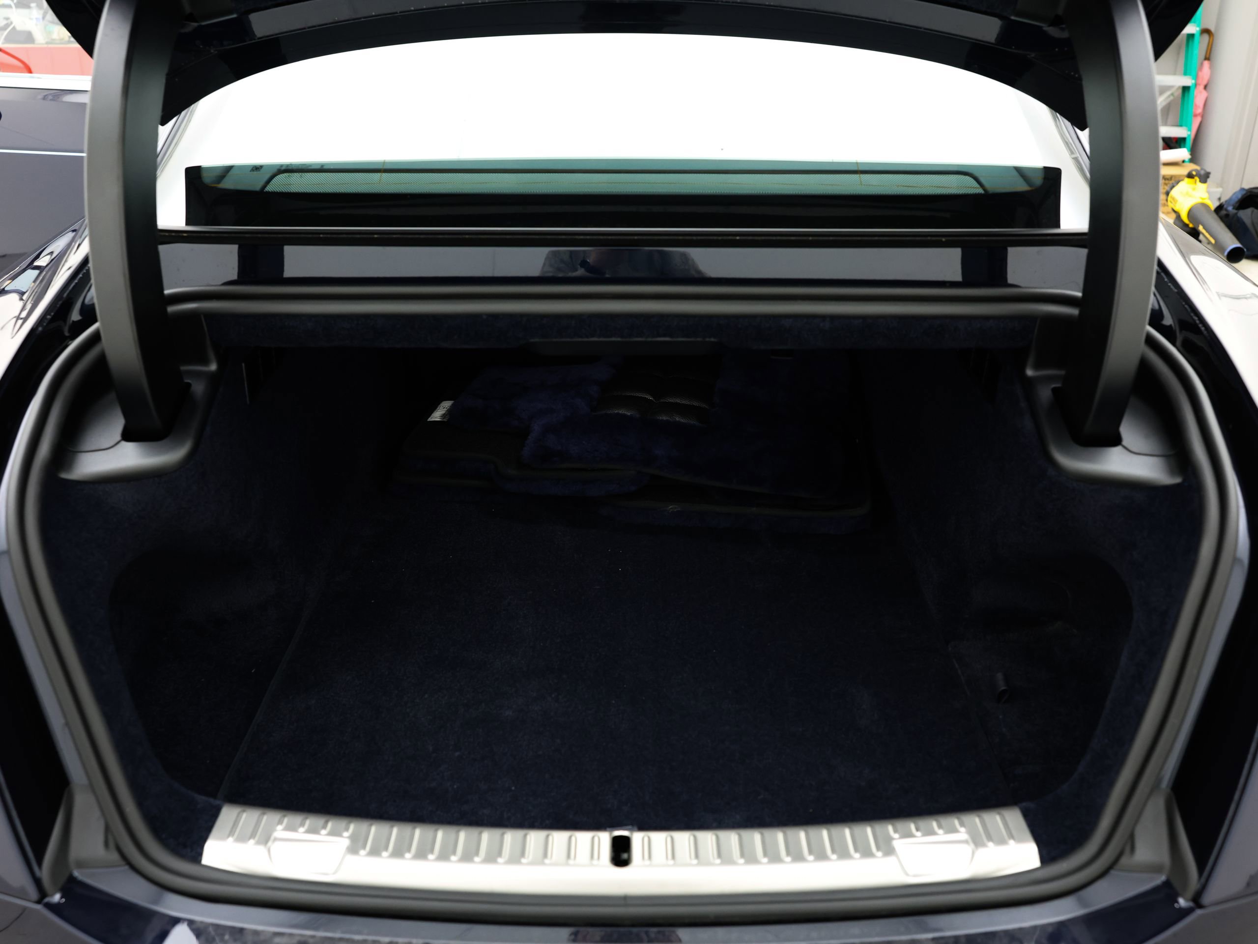 New 2026 Rolls-Royce Spectre Base image 27