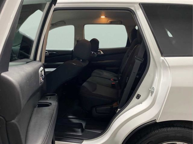 Used 2018 Nissan Pathfinder S image 23