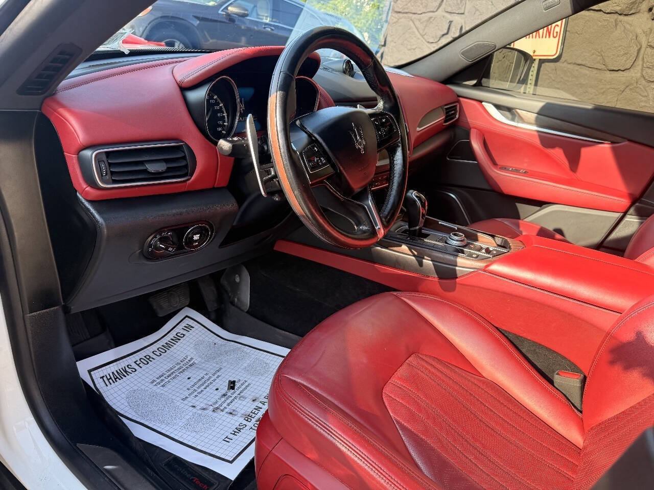 Used 2017 Maserati Levante w/ Luxury Package AWD/4WD image 13