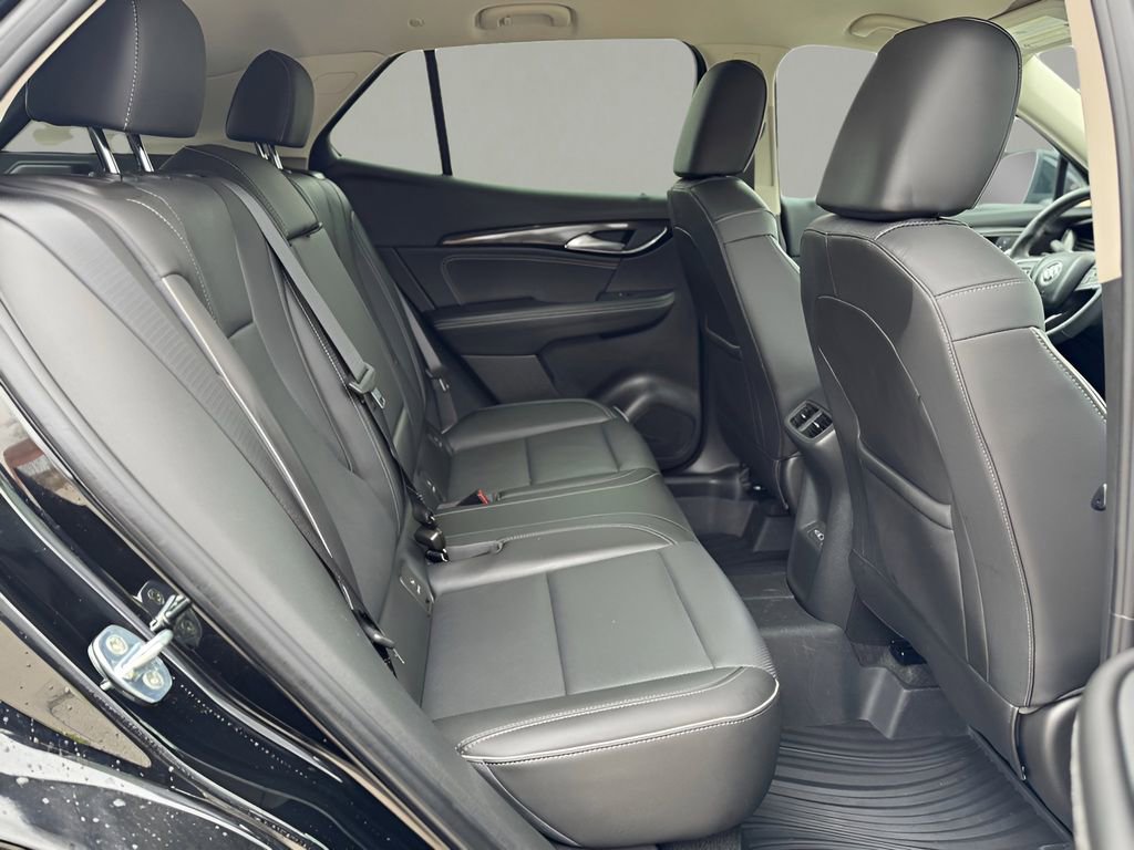 Used 2023 Buick Envision Essence image 12
