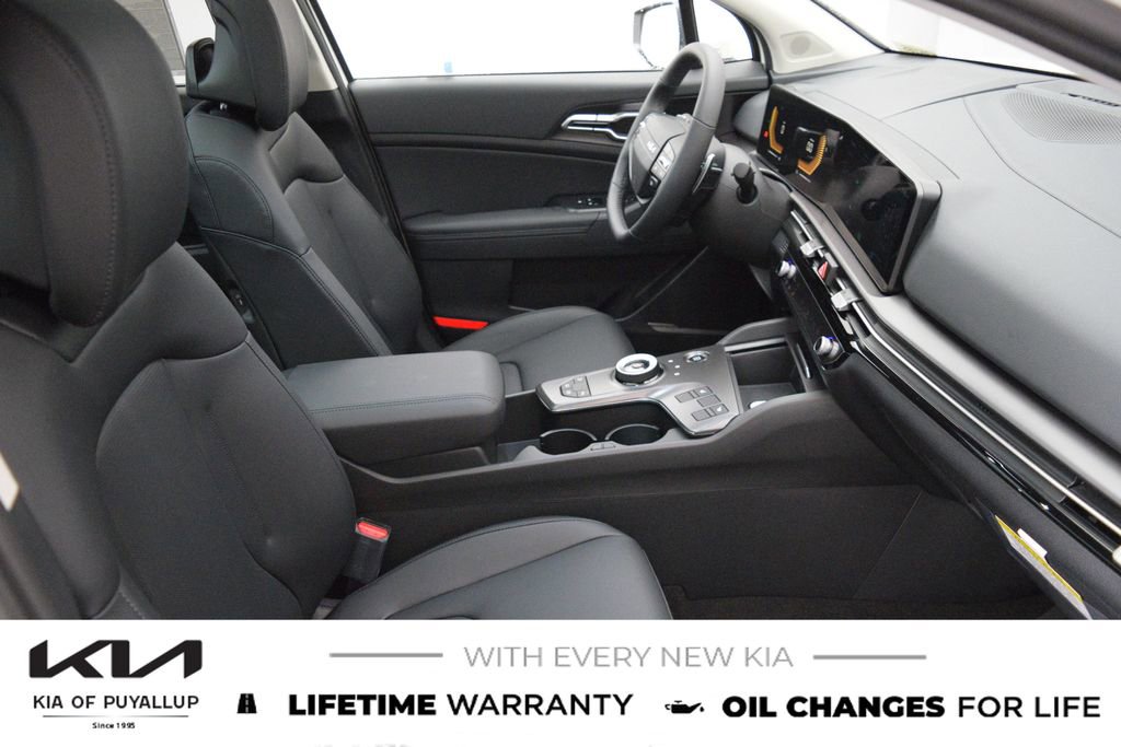 New 2026 Kia Sportage EX image 16