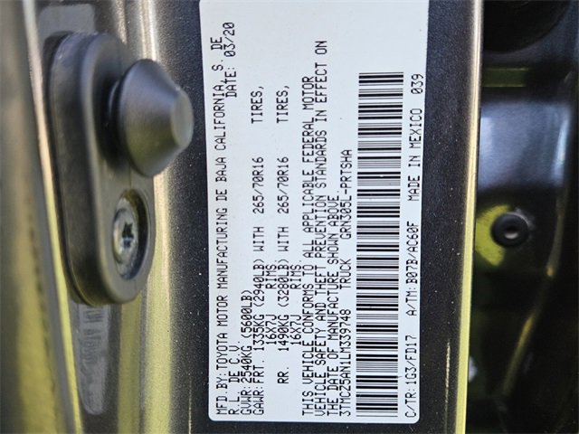 Used 2020 Toyota Tacoma TRD Off-Road w/ Technology Package image 17