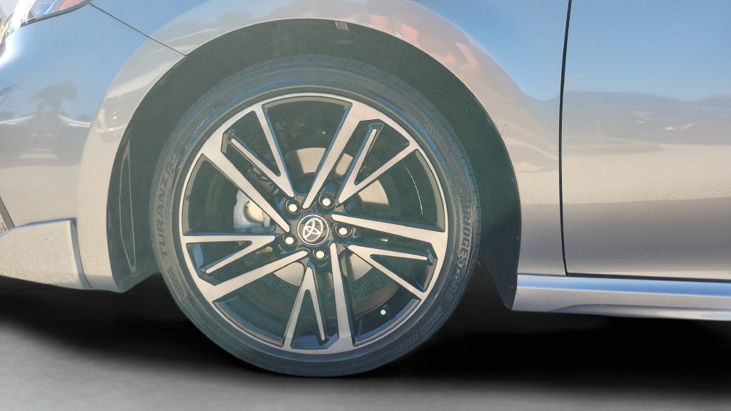 Used 2025 Toyota Camry XSE FWD image 25