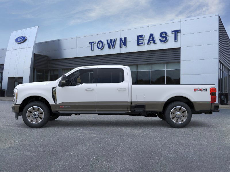 New 2026 Ford F350 King Ranch w/ FX4 Off-Road Package image 3