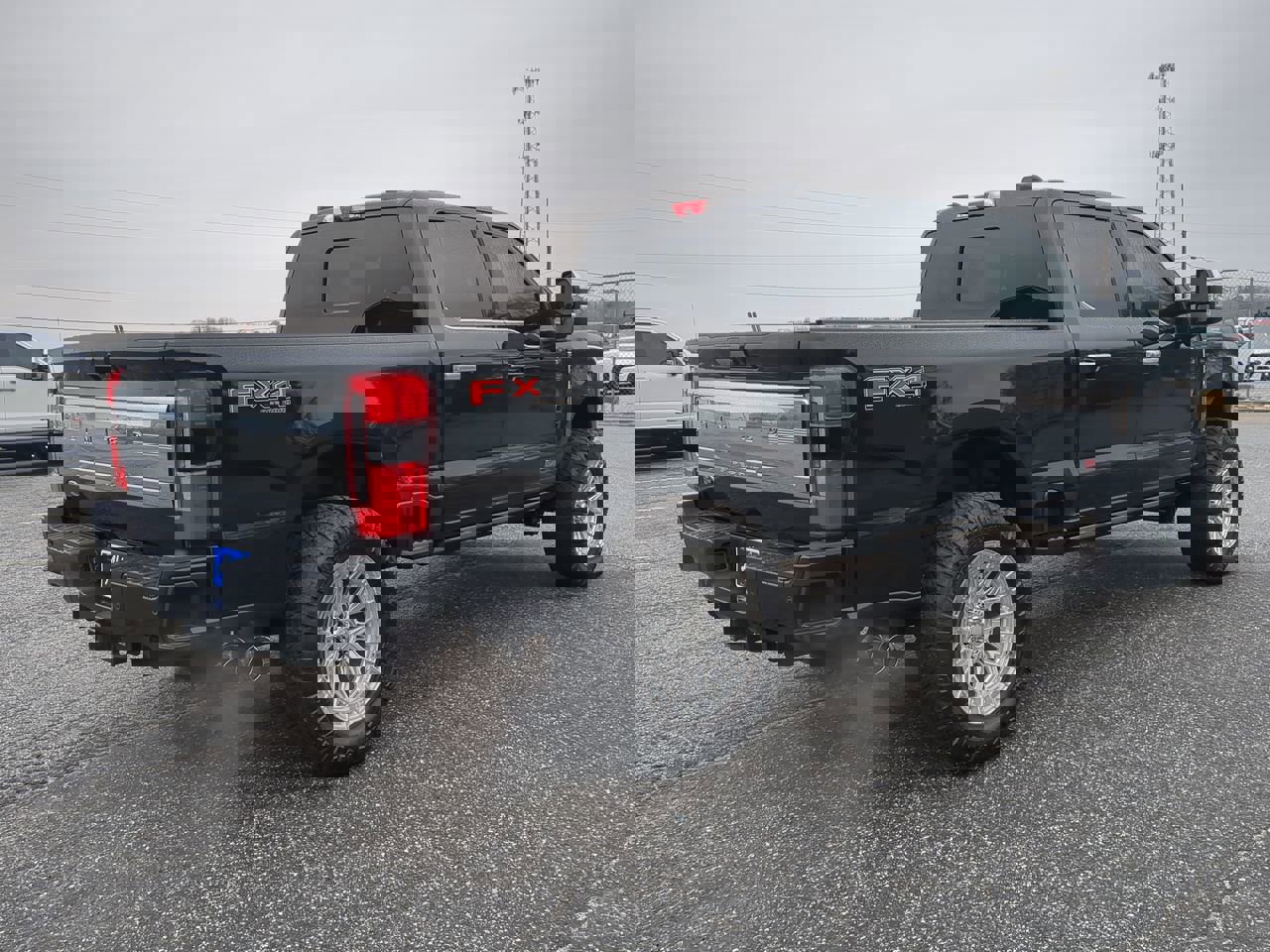 Used 2024 Ford F250 Limited w/ FX4 Off-Road Package image 3