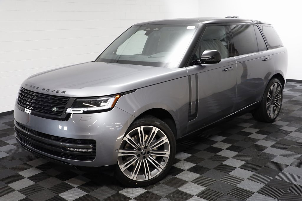 New 2025 Land Rover Range Rover Long Wheelbase SE image 3