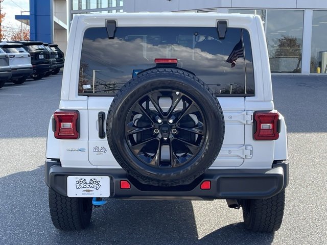 Used 2024 Jeep Wrangler Unlimited Sahara image 16